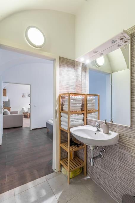 Апартаменти Free Parking I 500 Mbit Wifi I Kingsize Bed Відень Екстер'єр фото
